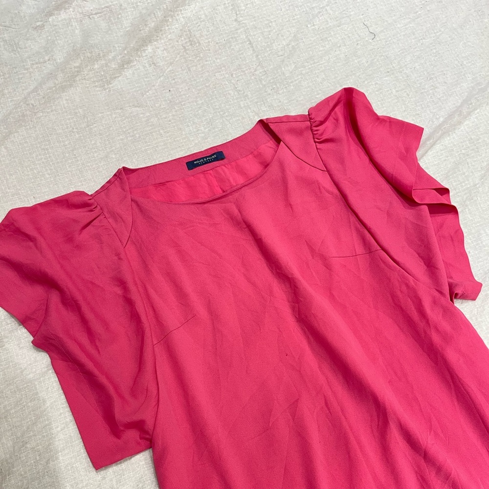 Pink dress with cute sleeves - Picture 6 of 7